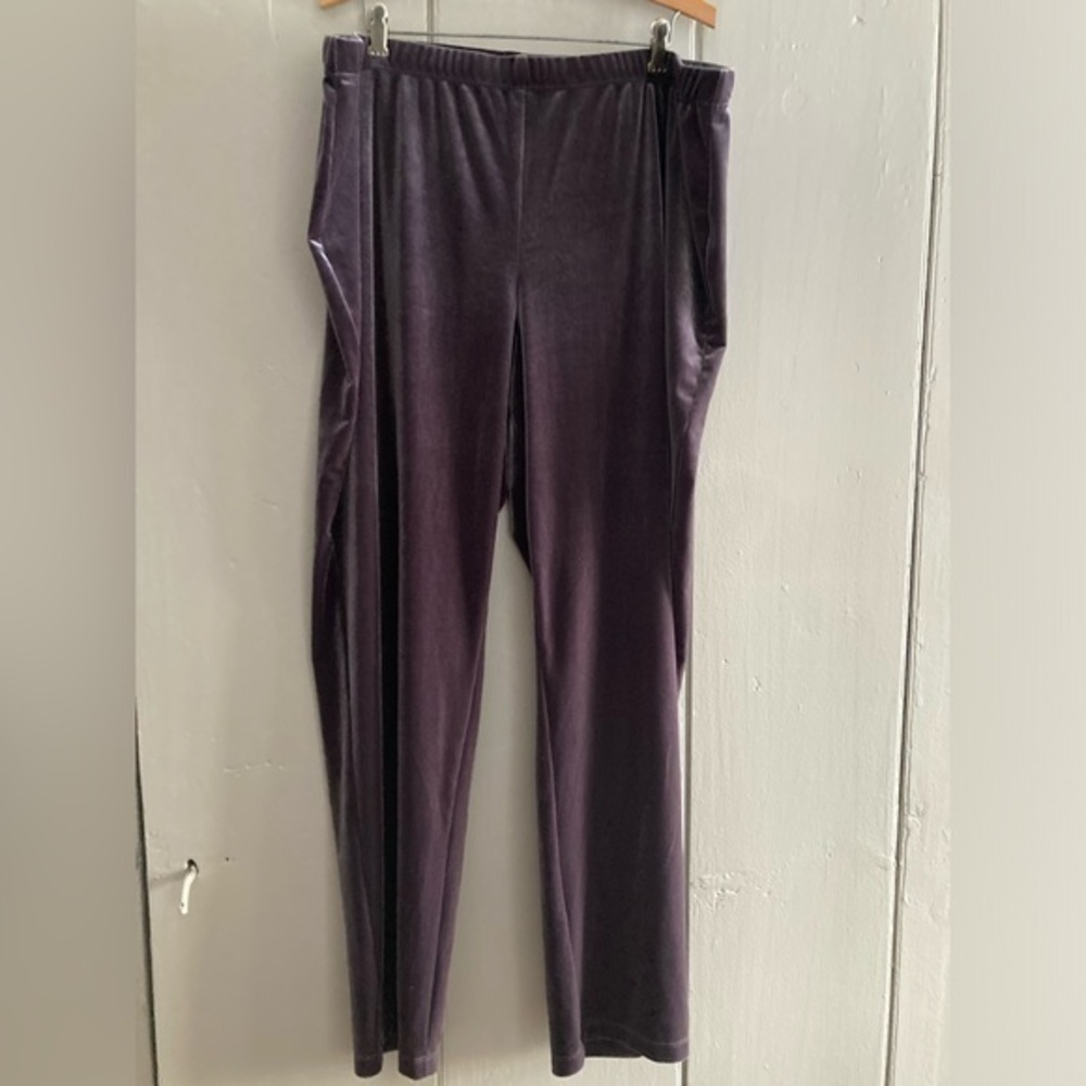 Chicos 4 Travelers Pull On Velvet Velour Pants Womens Size XL Brown Gray Stretch